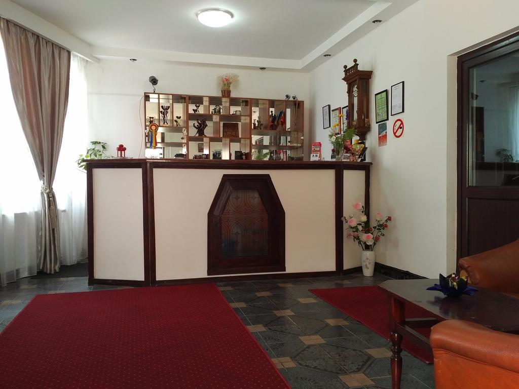 Pensiunea Millenium Sibiu With Parking - Motorcycle Friendly Travel Routes מראה חיצוני תמונה