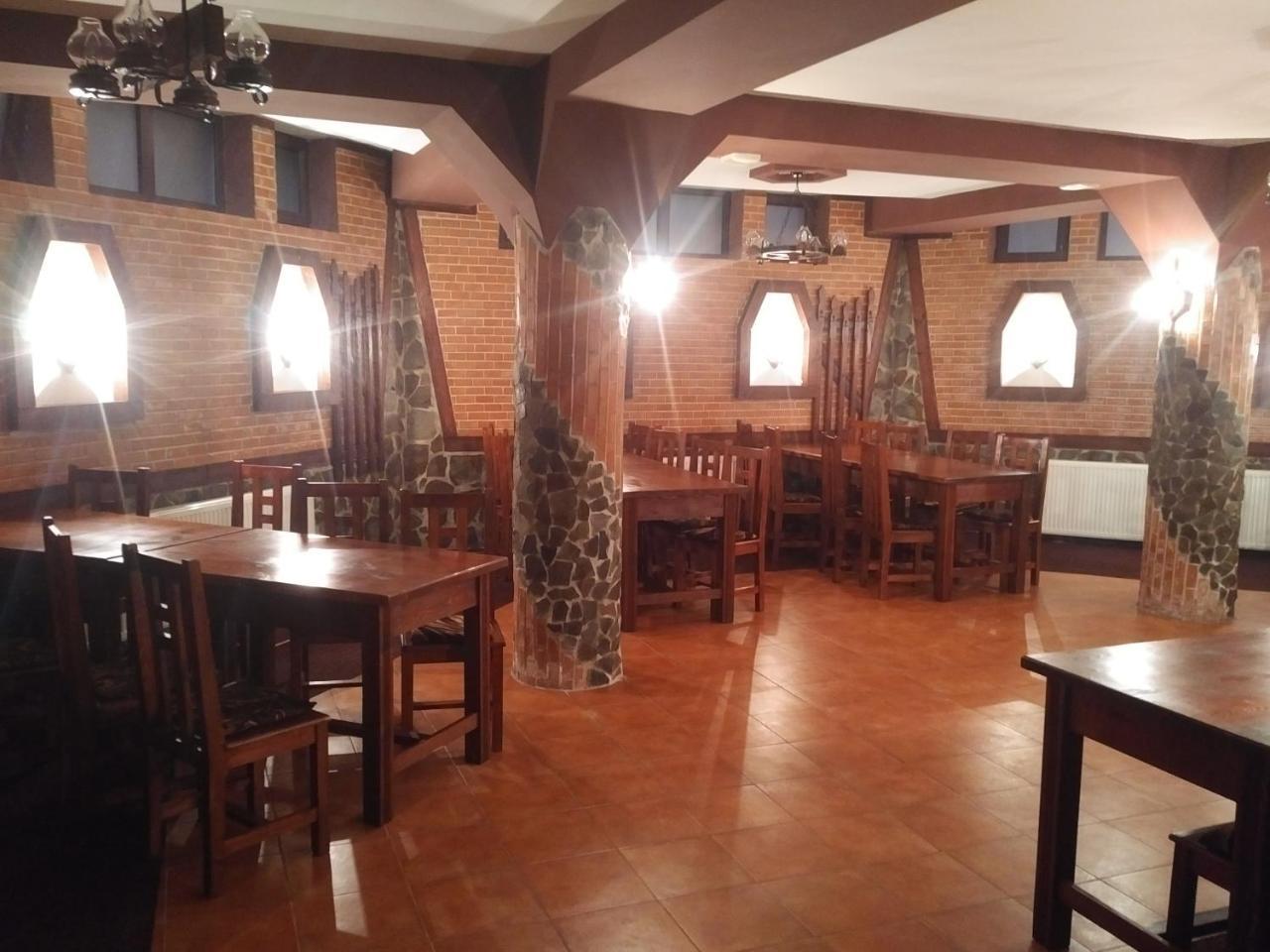 Pensiunea Millenium Sibiu With Parking - Motorcycle Friendly Travel Routes מראה חיצוני תמונה